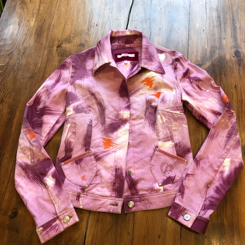 Voyage Passion pink jean jacket Italian designer